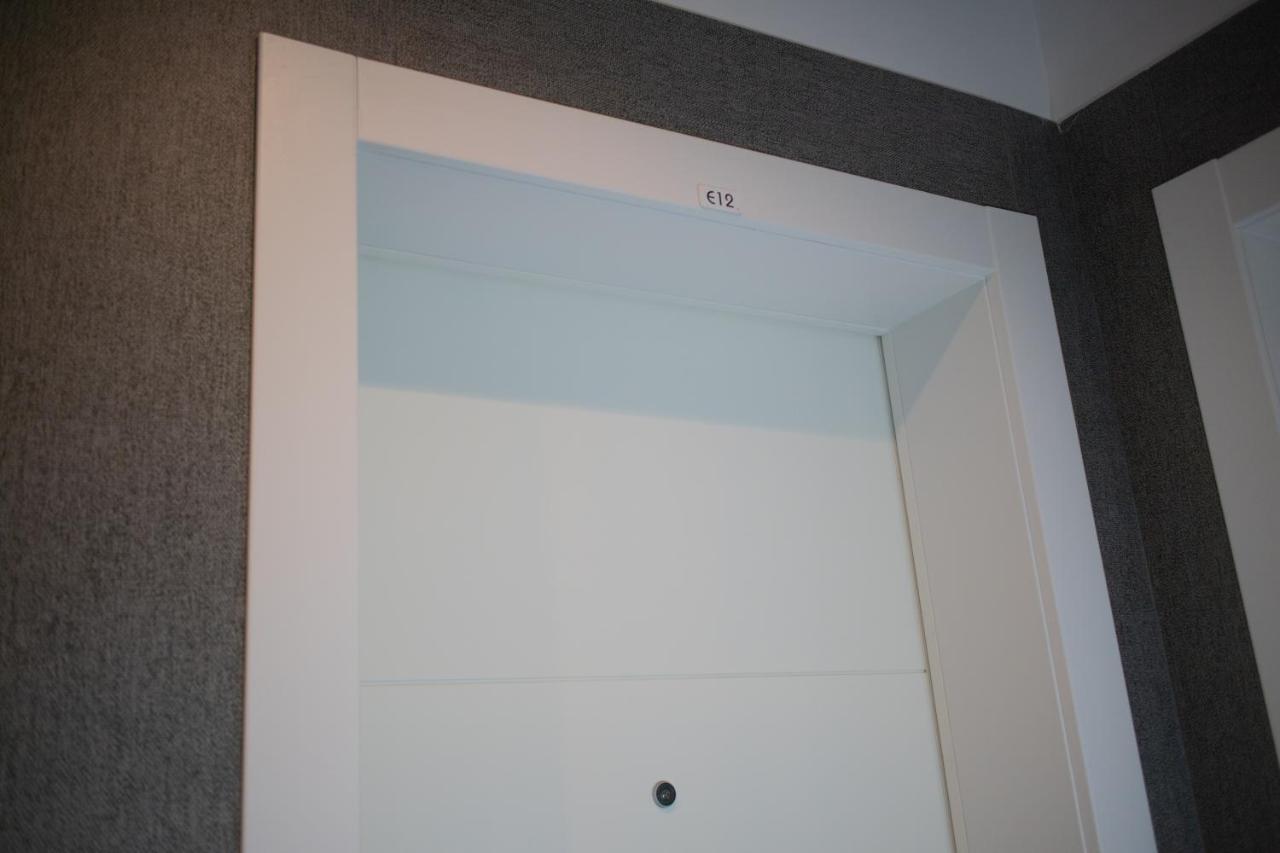 E-Twelve Apartment Naples Exterior photo